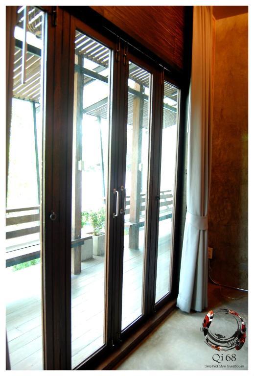 Qi 68 Hotel Chiang Mai Room photo