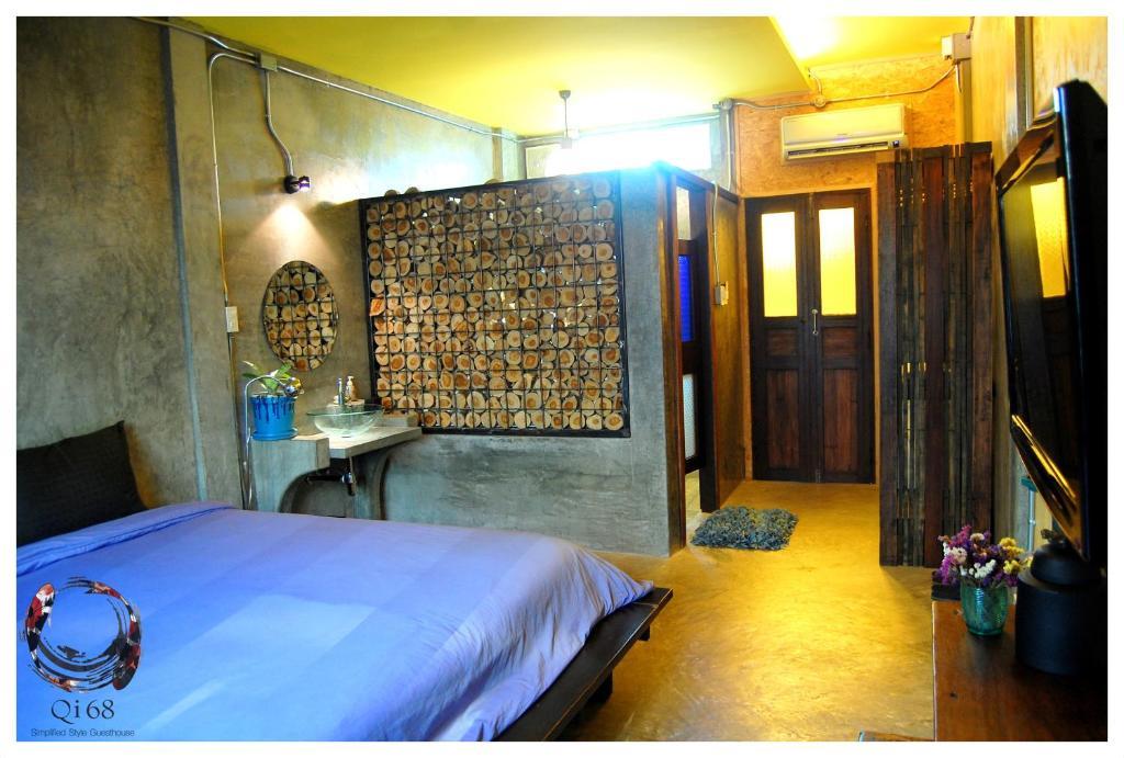 Qi 68 Hotel Chiang Mai Room photo